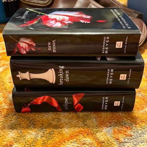 Twilight books set of 3- new moon eclipse and breaking dawn - Picture 1 of 7